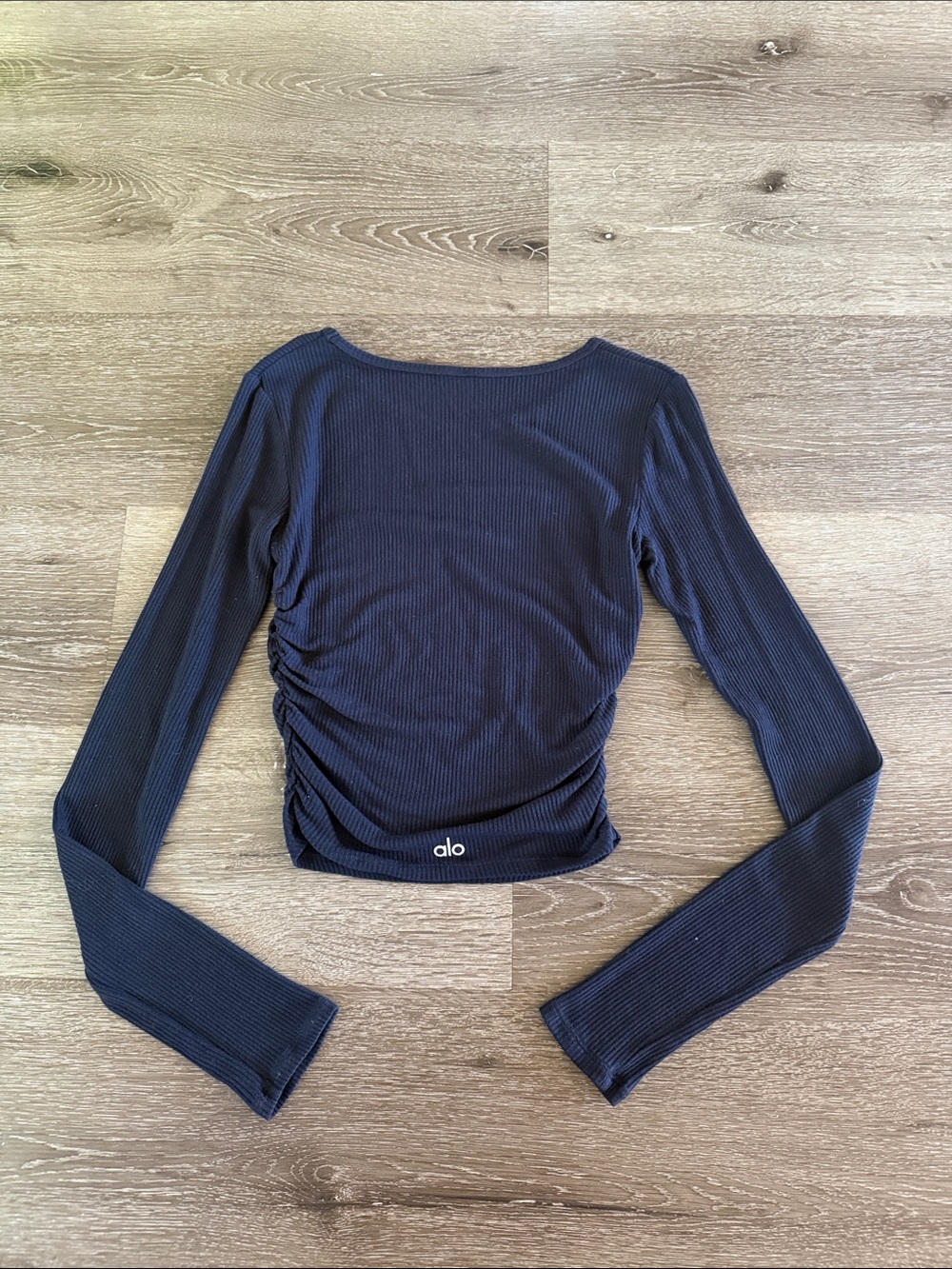 ALO Gather Long Sleeve Crop Top Ribbed Navy Blue Size XS - Picture 3 of 3